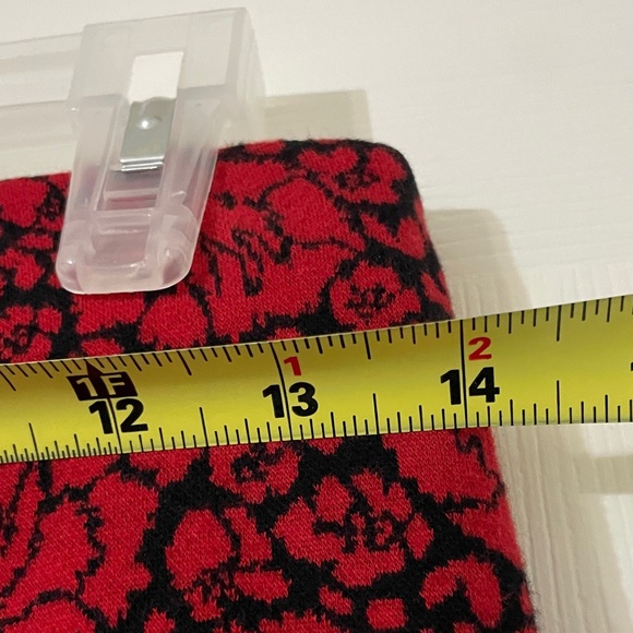 Maeve by Anthropologie The Margot Kick-Flare Cropped Pants in Red Size XS - Picture 14 of 15